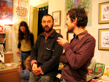 Benoît Guillaume et Otto T dans le salon de FLBLB