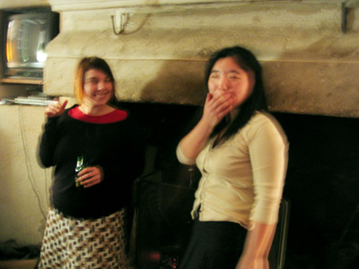 Notre hôte, Laurie, et Juhyun Choi