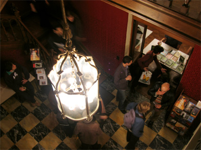 La librairie, dans le hall d’entrée
